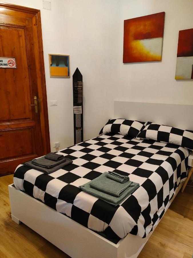 Volta 8 Rooms Triëst Buitenkant foto